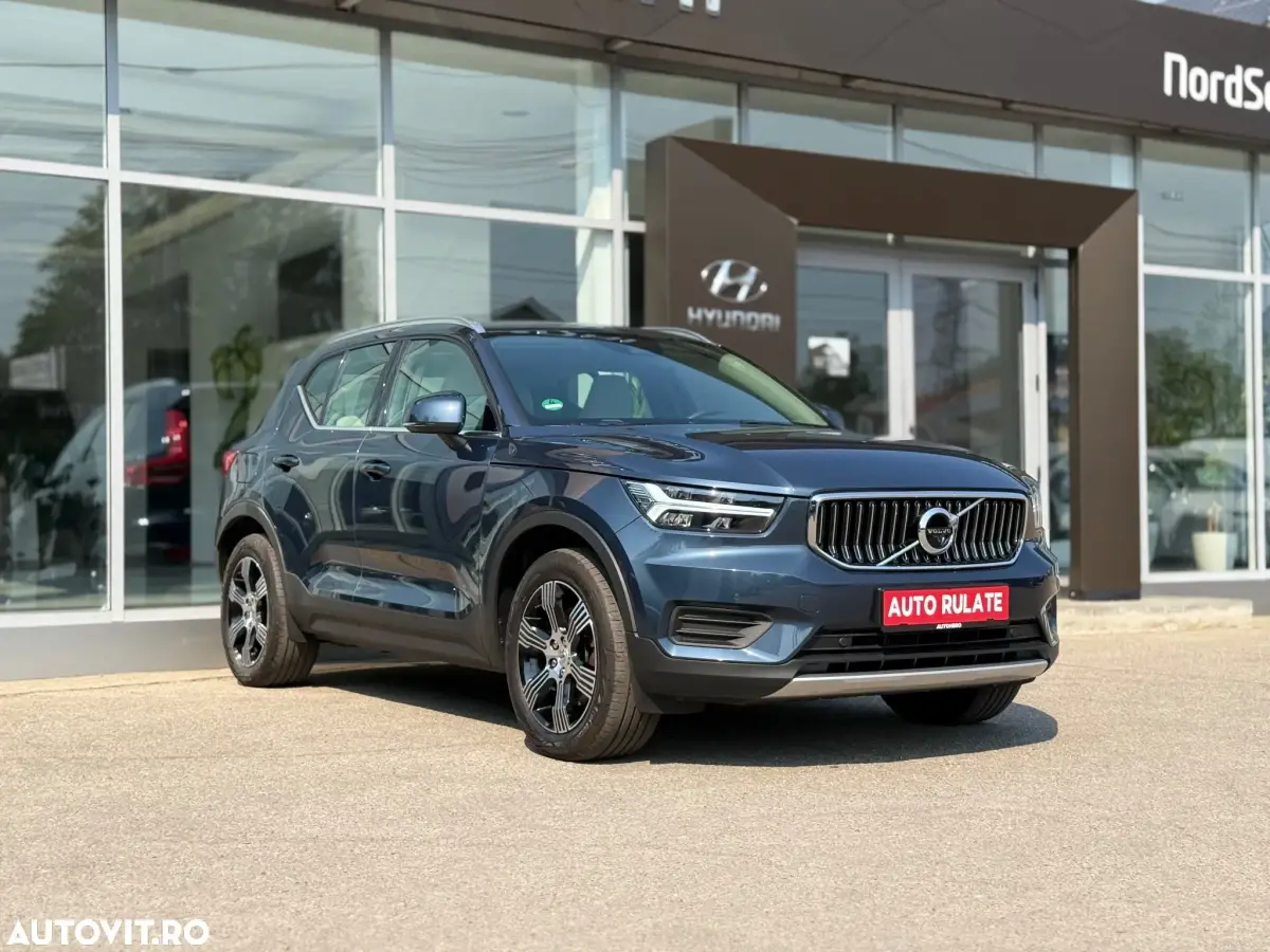 Volvo XC40 - Foto 1