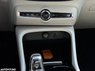 Volvo XC40 — miniatură 27