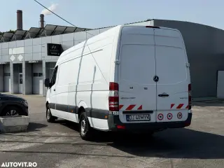 Mercedes-Benz Sprinter — miniatură 3